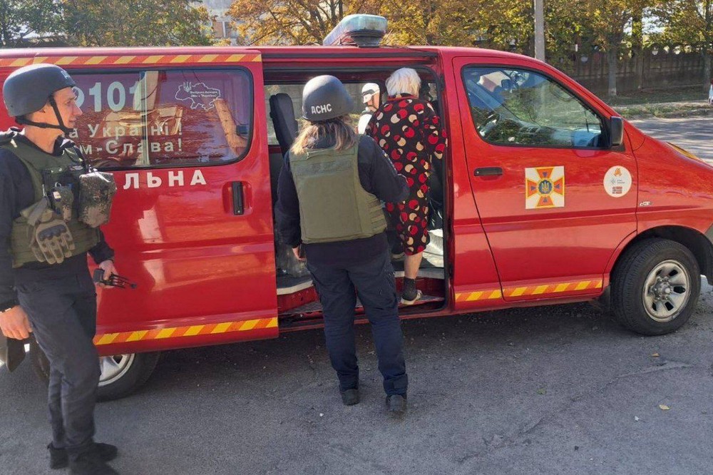 ворог атакував Нікополь та район, а також Синельниківщину (фото)