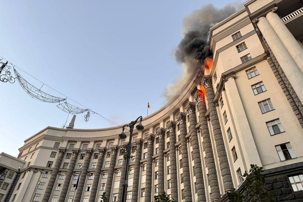 ворожий удар по Кабміну прокоментував мер Дніпра Борис Філатов