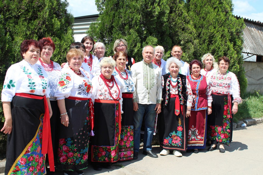 з Нікополя