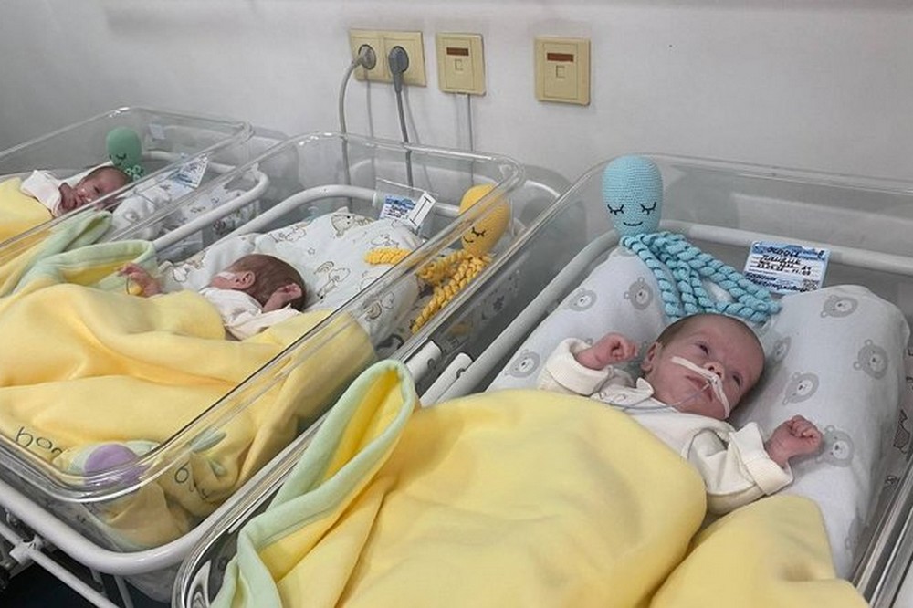 «Хотілося, щоб і хлопчик був»: як почувається трійня з Нікополя і коли їх випишуть додому (відео) 1 з Нікополя 3