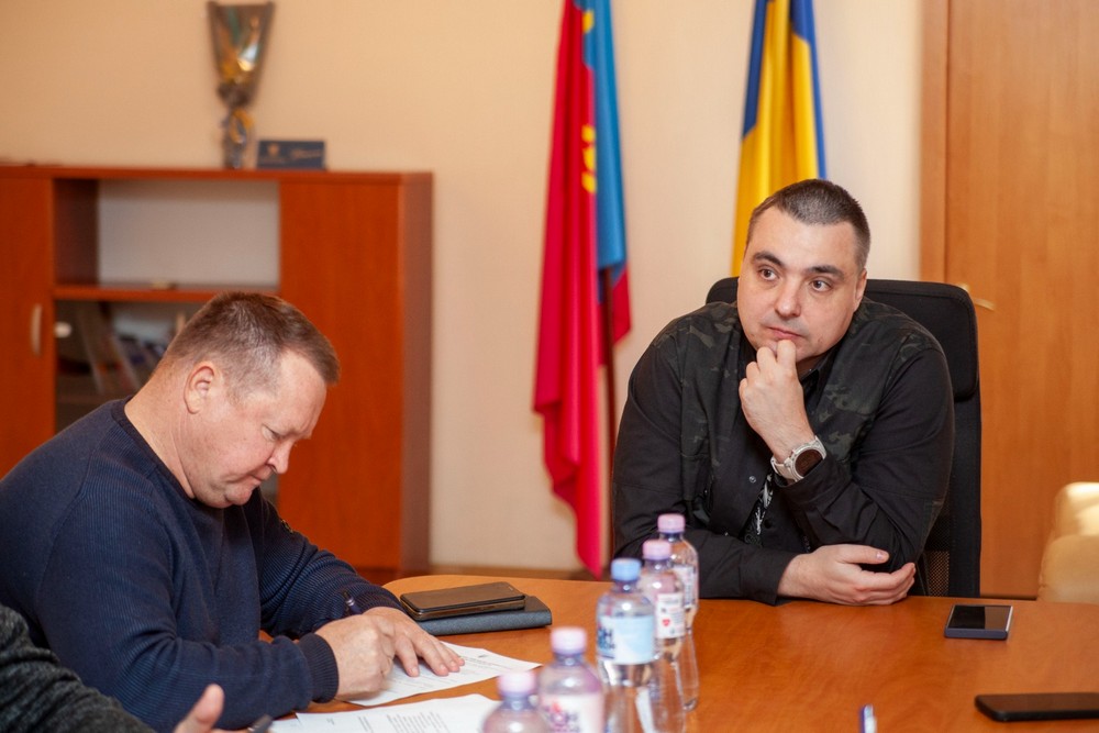 Сталий зв'язок на Нікопольщині: відбулася нарада керівництва області і району, ухвалено рішення
