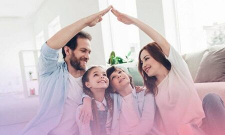 У Нікополі шукають сім’ї для дітей: які умови і форми