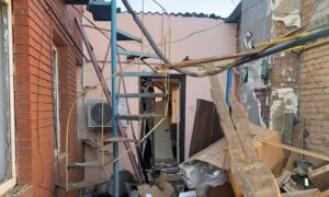 На Нікопольщині серед постраждалих поліцейські, ворог масовано атакував район, а також Дніпро і Синельниківщину – поліція (фото) 2 На Нікопольщині серед постраждалих поліцейські, ворог масовано атакував район, а також Дніпро і Синельниківщину – поліція (фото)