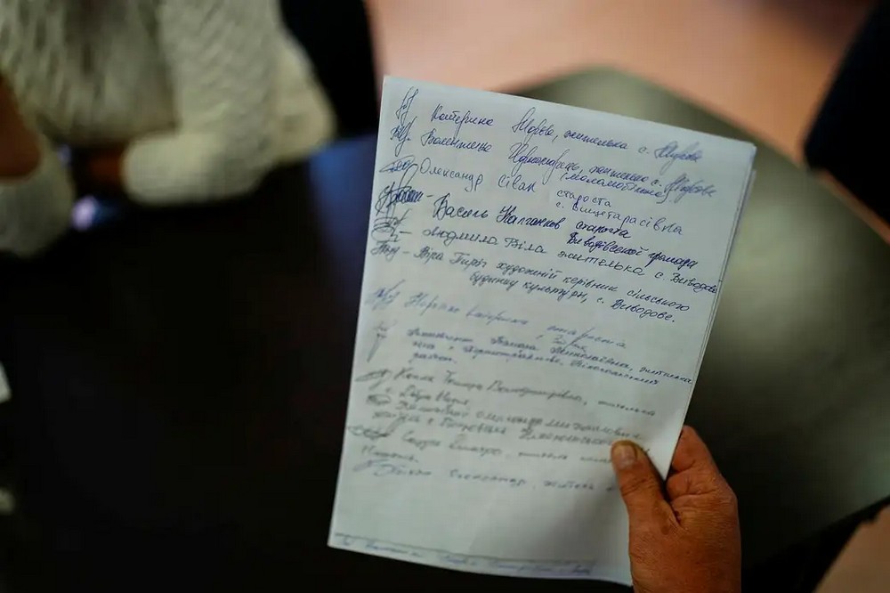 «Люди писали листа Гроссі, але МАГАТЕ не тисне на Росію»: шведські журналісти після візиту на Нікопольщину (фото)