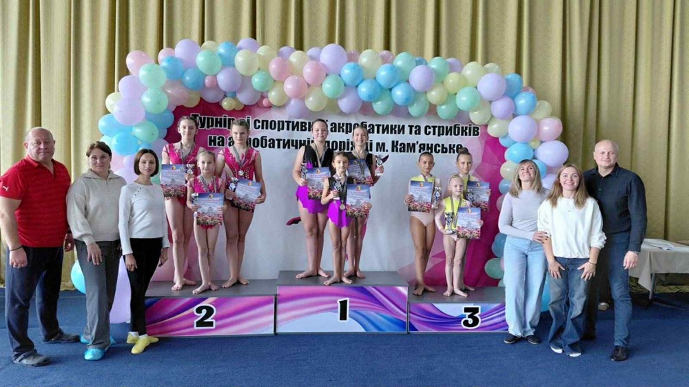 47 медалей вибороли юні акробати Покрова: фото
