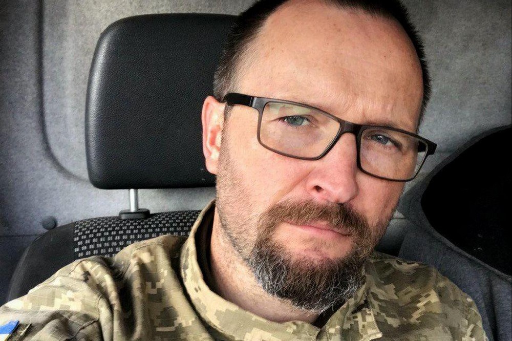«На цьому тижні були знищені усі три вітрогенератори електростанції»: військовий з Нікополя просить допомогти покарати російських загарбників (відео) 1 «На цьому тижні були знищені усі три вітрогенератори електростанції»: військовий з Нікополя просит допомогти покарати російських загарбників (відео)