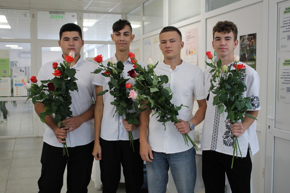 У Першотравневській громаді педагогів привітали з професійним святом (фото)