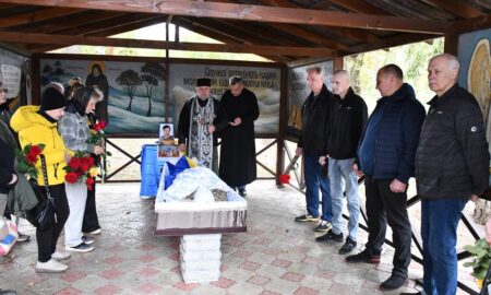 Загинув через місяць після мобілізації…  Нікополь сьогодні провів в останню путь Захисника (фото)
