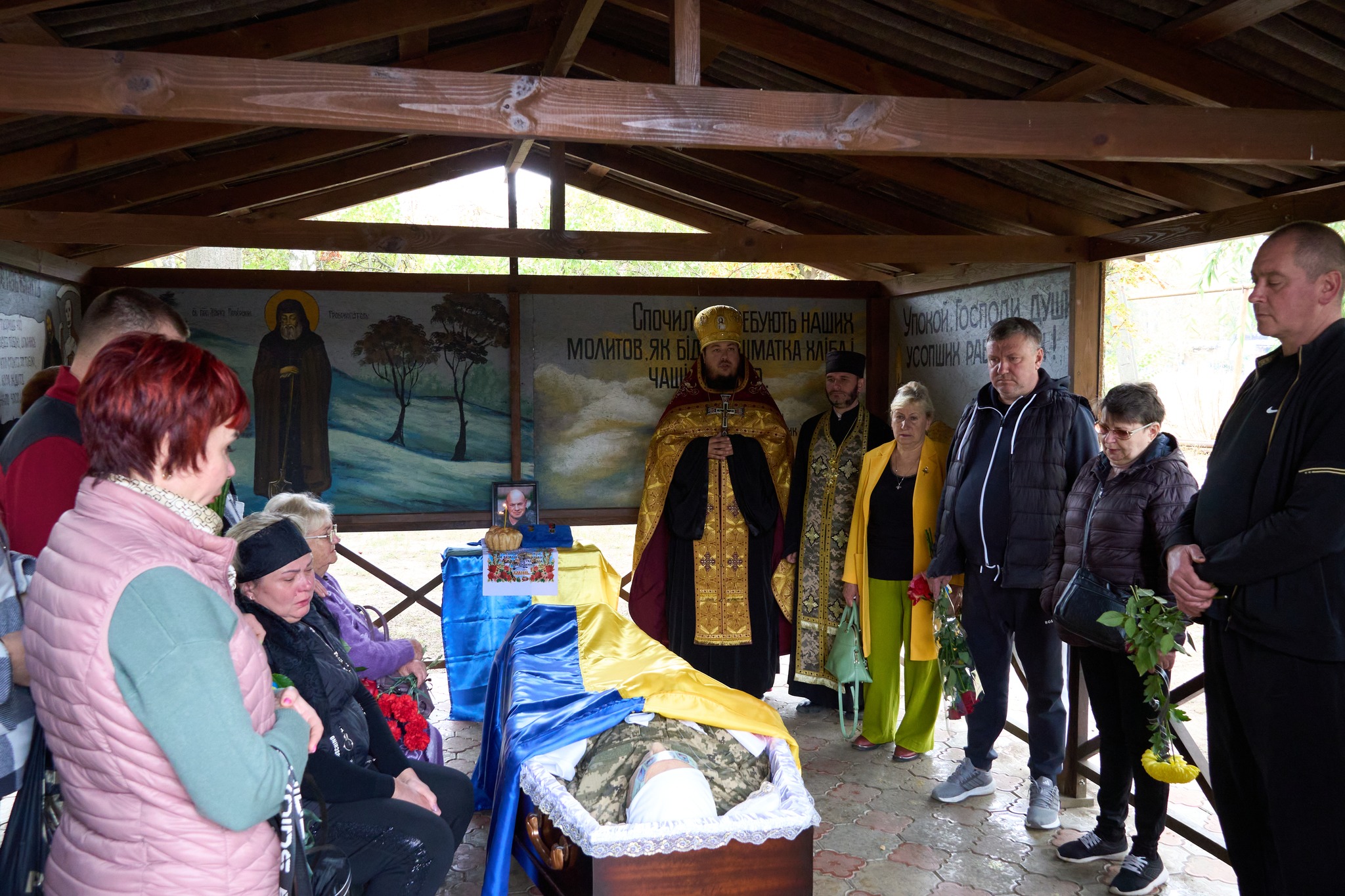 Після контузії стан погіршився попри лікування… У Нікополі сьогодні провели в останню путь Героя (фото)