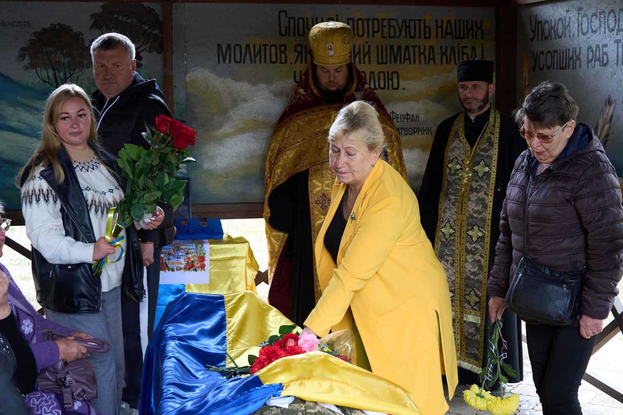 Після контузії стан погіршився попри лікування… У Нікополі сьогодні провели в останню путь Героя (фото)