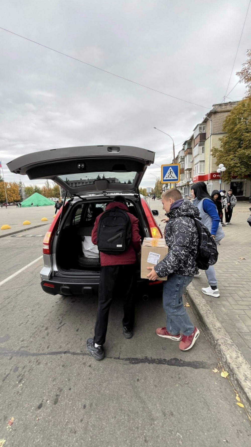 У Покрові збирають монетки для тварин, які постраждали внаслідок бойових дій (фото) У Покрові збирають монетки для тварин, які постраждали внаслідок бойових дій (фото)
