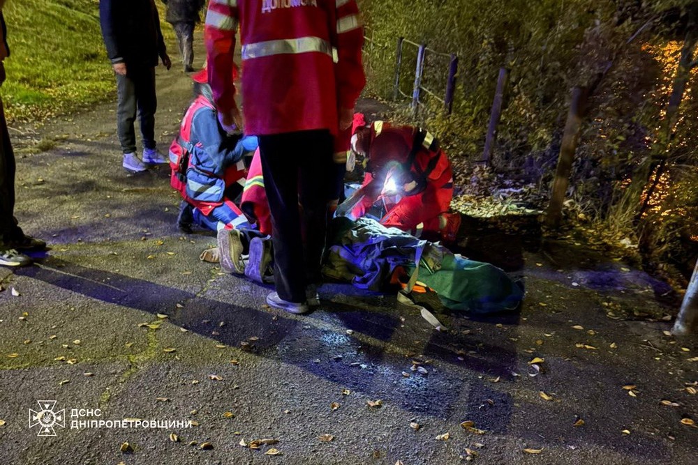 У Дніпрі водолази ДСНС врятували 17-річну дівчину: подробиці
