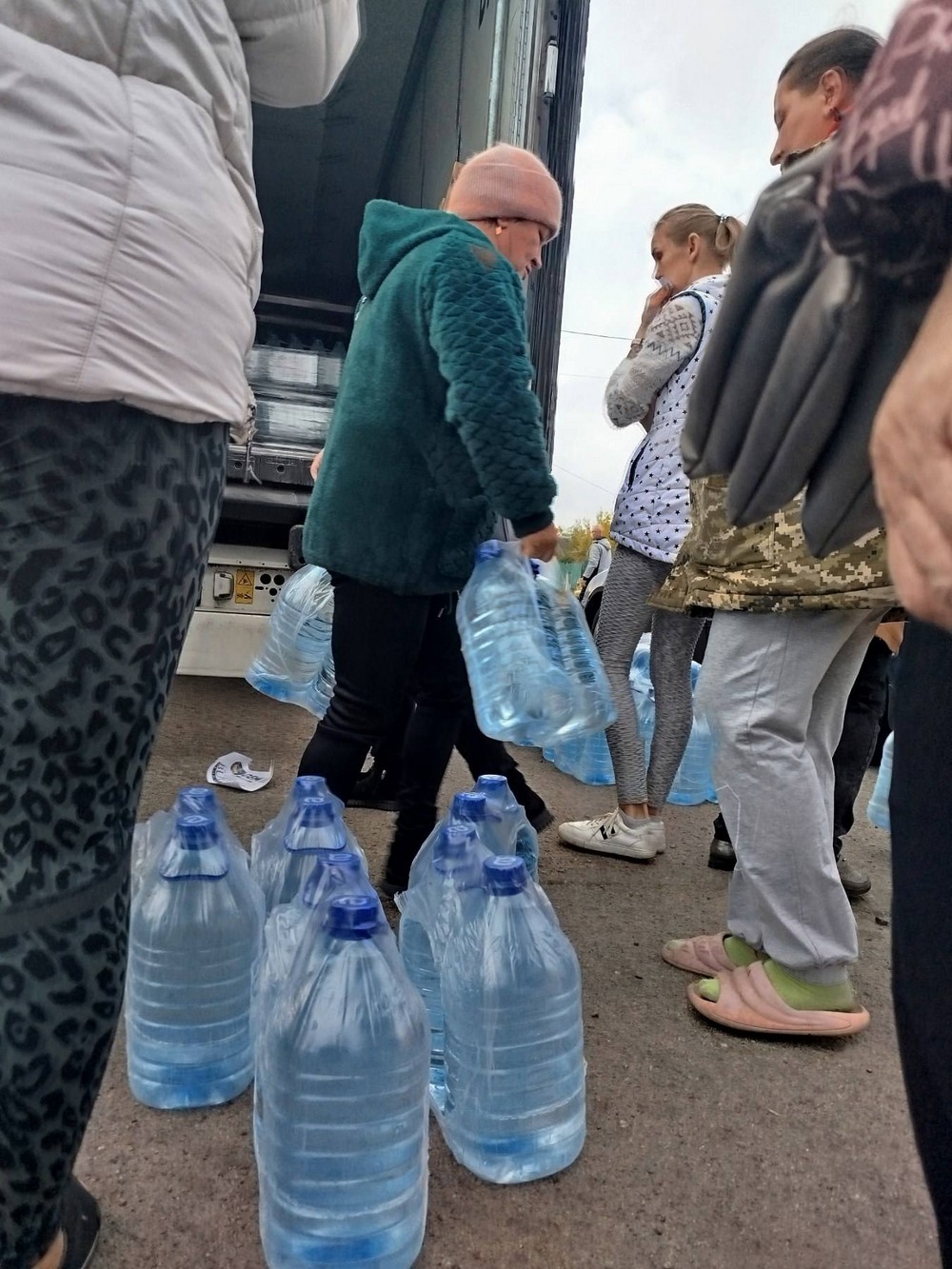 Мешканці села Топила на Нікопольщині отримали воду: фото