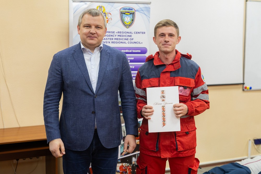 Медики Дніпропетровщини отримали відзнаки