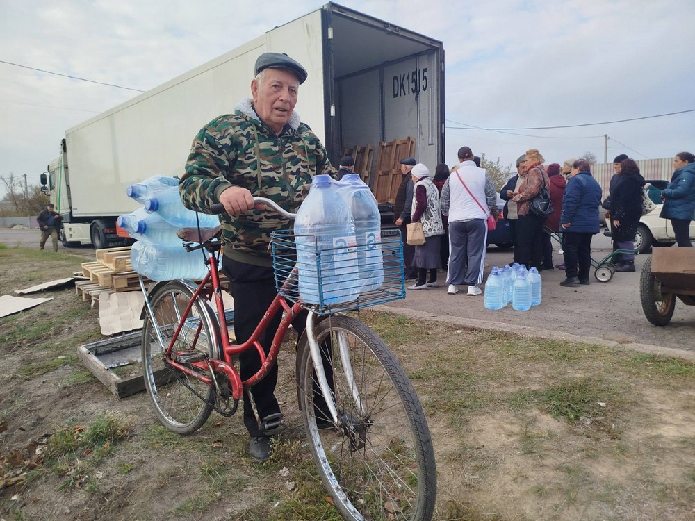 Мешканці села Топила на Нікопольщині отримали воду: фото
