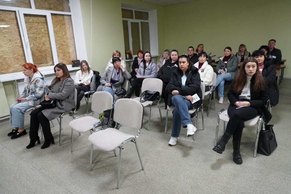 У Нікополі відбулася адвокаційна сесія щодо розвитку сімейних форм виховання та патронату