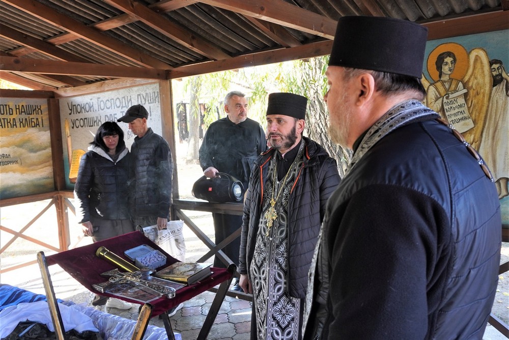 Виріс в інтернаті, був дуже добрим, мав хист до малювання: у Нікополі сьогодні провели в останню путь Захисника Виріс в інтернаті, був дуже добрим, мав хист до малювання: у Нікополі сьогодні провели в останню путь Захисника