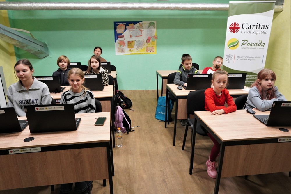 У Нікополі в одному з навчальних закладів облаштували безпечну кімнату для занять