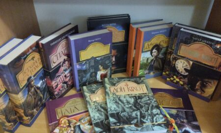 Зруйнованій шкільній бібліотеці Нікополя передали 106 примірників художньої літератури (фото) 45 шкільній бібліотеці Нікополя