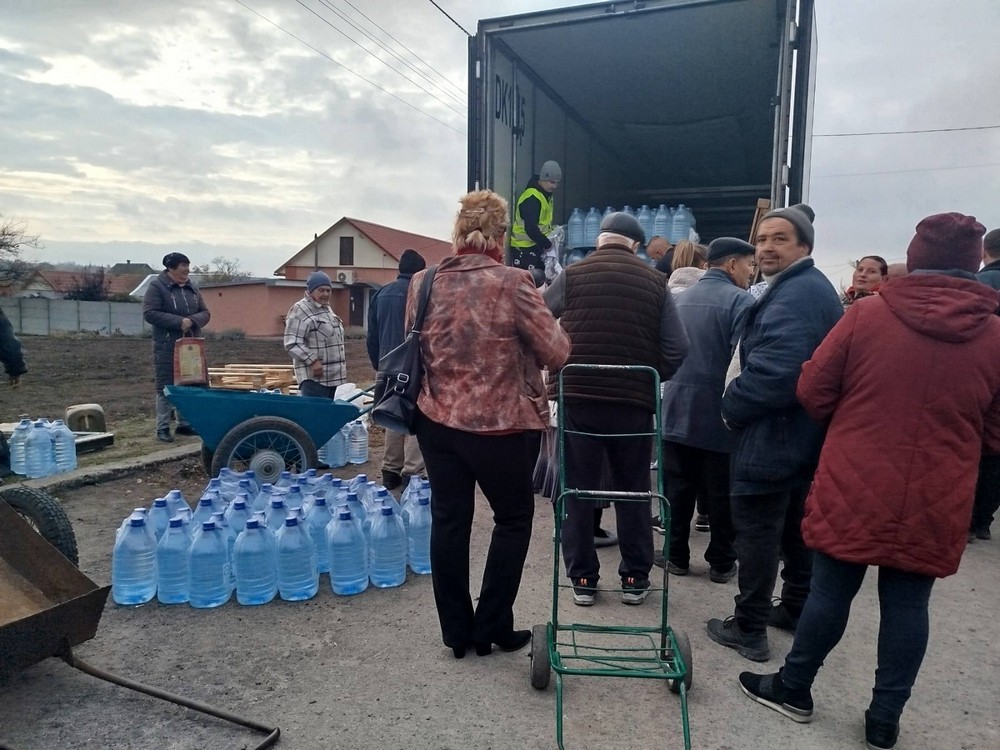 Мешканці села Топила на Нікопольщині отримали воду: фото
