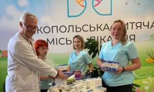 Три медичні заклади Нікополя отримали допомогу з Нідерландів