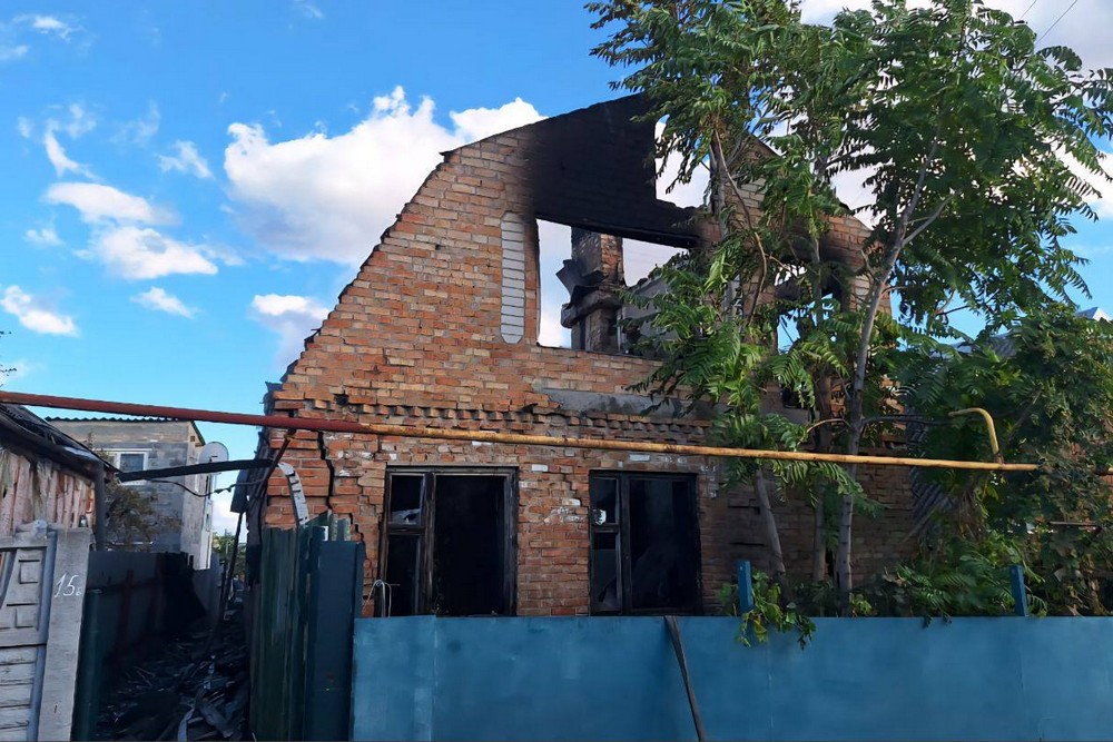 Фото наслідків обстрілів Нікополя Фото наслідків обстрілів Нікополя