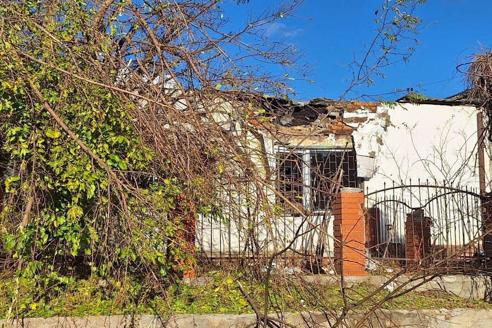 Фото наслідків обстрілів Нікополя Фото наслідків обстрілів Нікополя