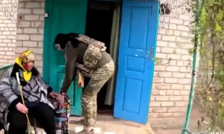 Евакуація на Дніпропетровщині: «Білі янголи» показали, як вивозять людей з-під обстрілів (відео) 49 Евакуація на Дніпропетровщині
