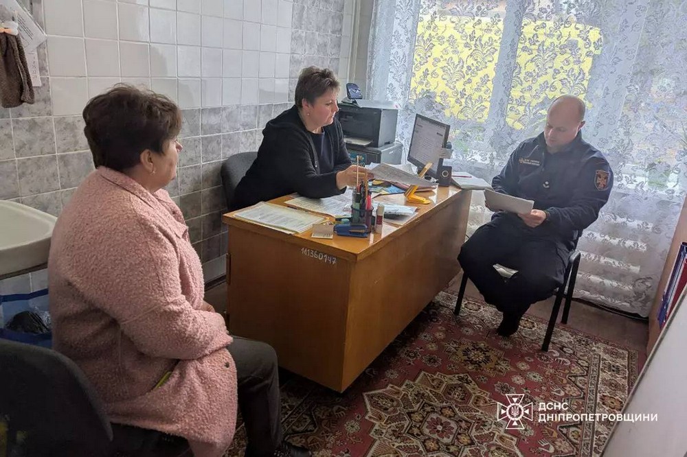  На Нікопольщині працівникам соціального центру нагадали дії при надзвичайних ситуаціях 4