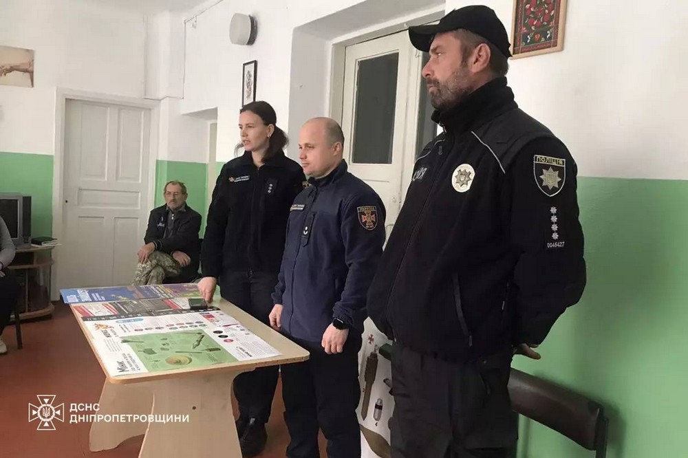  На Нікопольщині працівникам соціального центру нагадали дії при надзвичайних ситуаціях 5