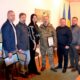 Начальник  Нікопольської РВА вручив Подяки захисникам України 5