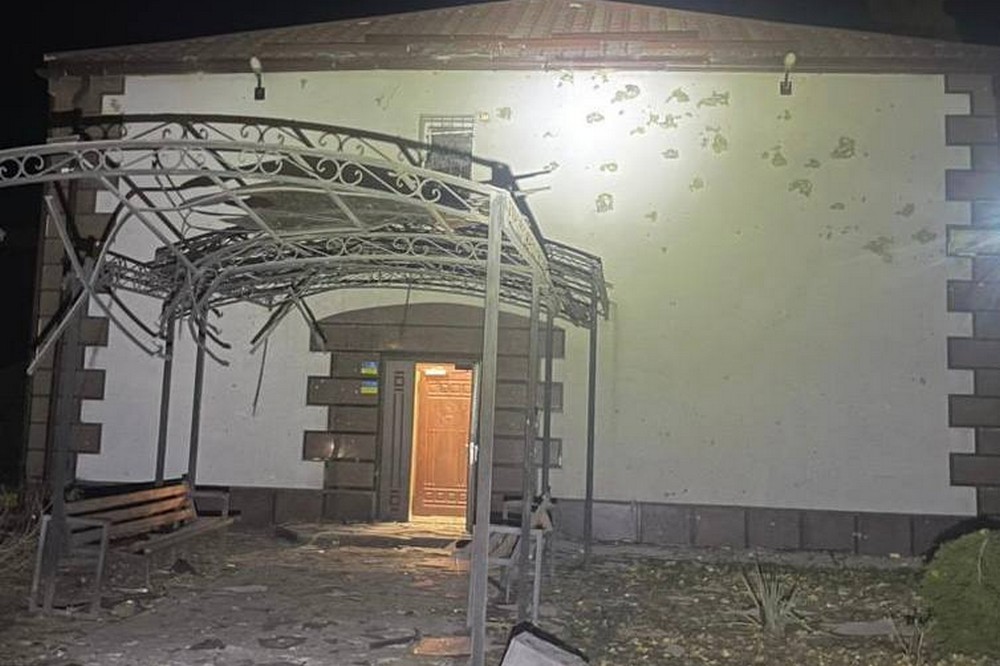 У Нікополі понівечено гімназію 6 У Нікополі понівечено гімназію 6