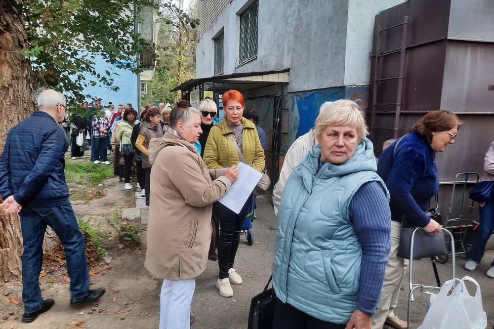 Жителі Нікополя отримали продуктові набори 2