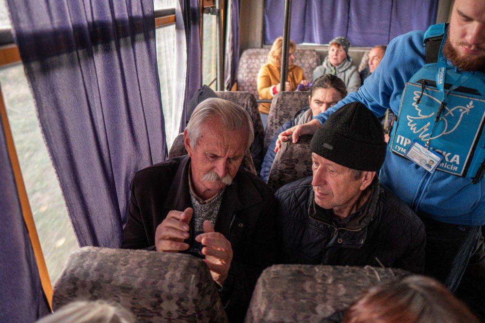 Жителів однієї громади на Дніпропетровщині закликають евакуюватися 2