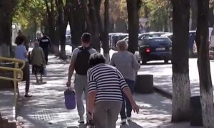 Почали закриватися супермаркети: триває евакуація з 18 населених пунктів Покровської громади Синельниківщини (відео)