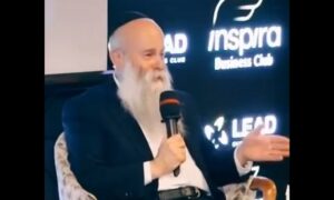 "Війна закінчиться 15 січня 2026 року": цей прогноз головного рабина Дніпра прокоментував Микола Лукашук 2 "Війна закінчиться 15 січня 2026 року": цей прогноз головного рабина Дніпра прокоментував Микола Лукашук