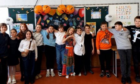 Осінні канікули в Покрові проходять радісно і творчо (фото)