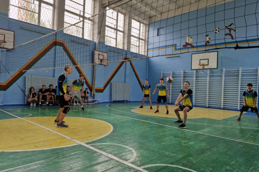 У Покрові відбувся волейбольний турнір, присвячений Дню захисників і захисниць України