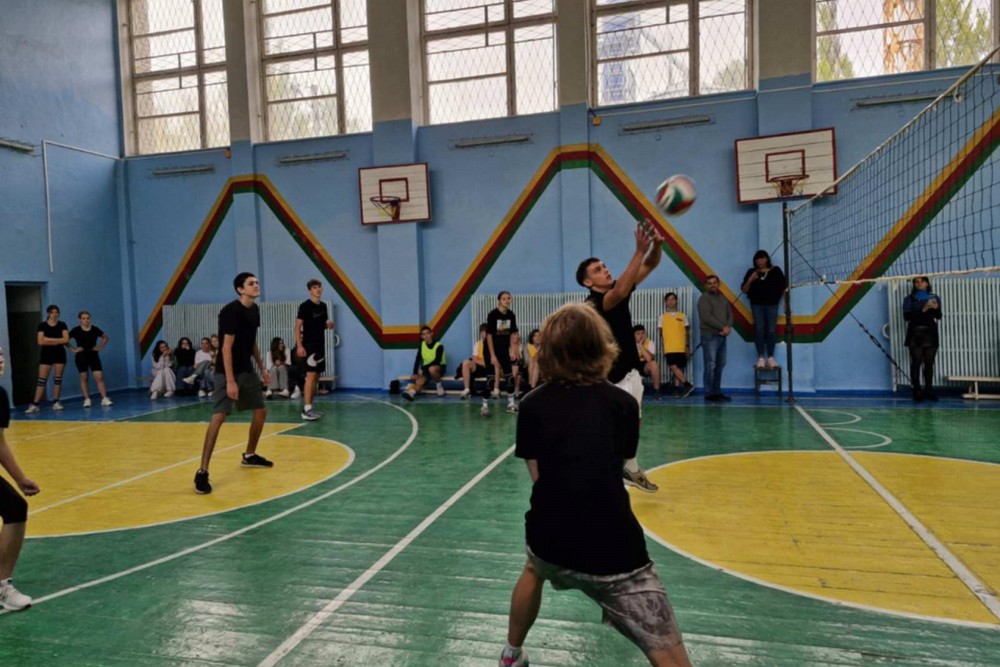У Покрові відбувся волейбольний турнір, присвячений Дню захисників і захисниць України