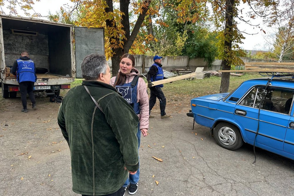 на Нікопольщині «Проліска» видала будівельні набори й познайомилася з багатодітною родиною (фото) 7