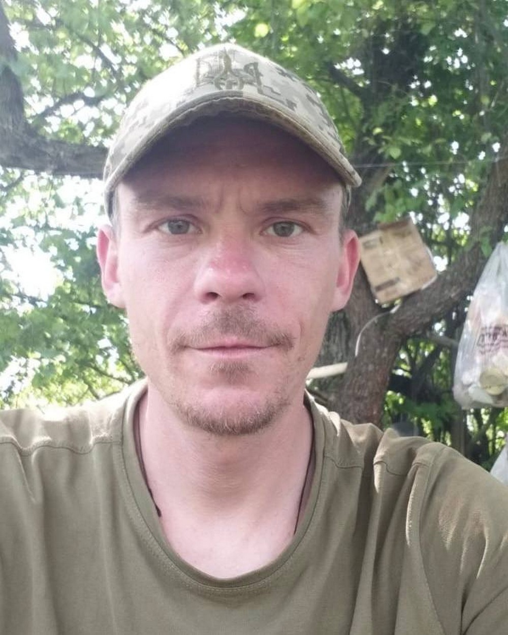 Нікополь втратив ще одного Героя. Про смерть Захисника стало відомо зараз. Він довго вважався зниклим безвісти, і у рідних була надія, але, на жаль…