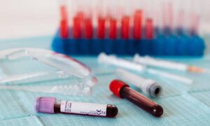 COVID-19 відступає, ГРВІ побільшало, 5 людей отруїлися грибами: епідеміологічна ситуація на Дніпропетровщині