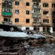 Фото наслідків удару по багатоповерхівкам на Дніпропетровщині показали у ДСНС