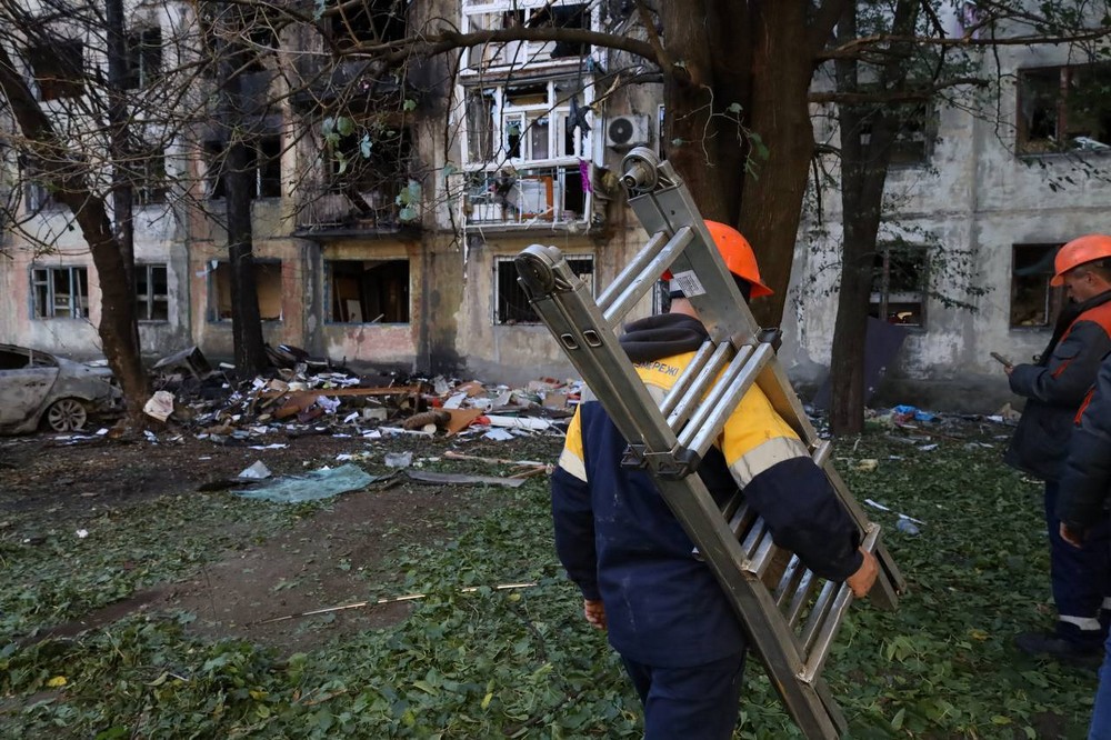 На Дніпропетровщині усувають наслідки нічної атаки