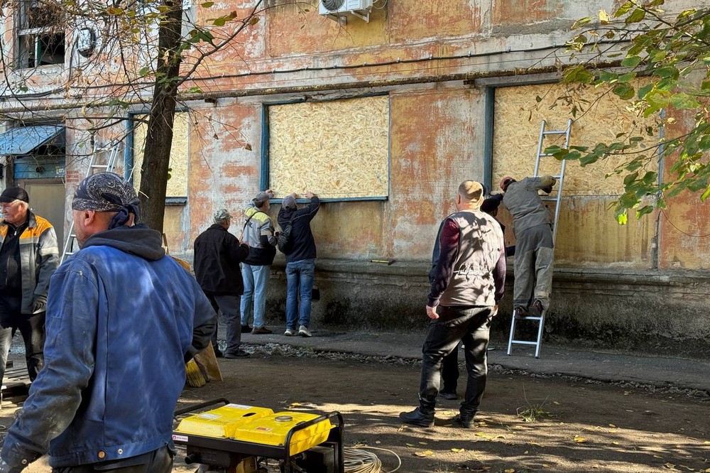 На Дніпропетровщині усувають наслідки нічної атаки