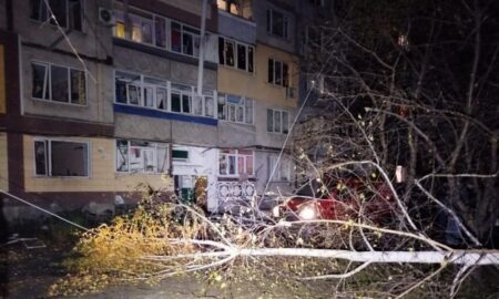 Обстріли Нікополя та району і масована повітряна атака на область – збито 42 безпілотники, є руйнування
