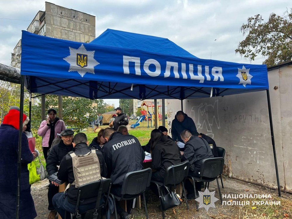 У Нікополі внаслідок удару по п’ятиповерхівці поранено жінку, ворог бив також по Павлограду, Самарівському і Синельниківському районах – поліція