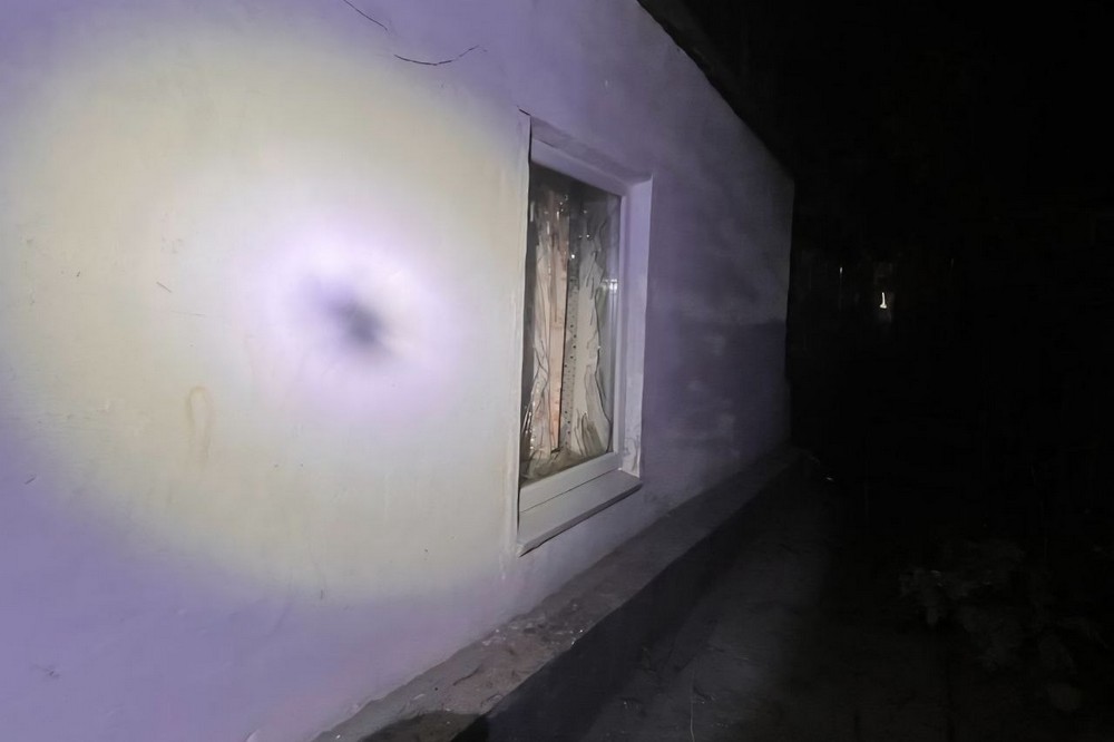 Фото наслідків обстрілів Нікополя