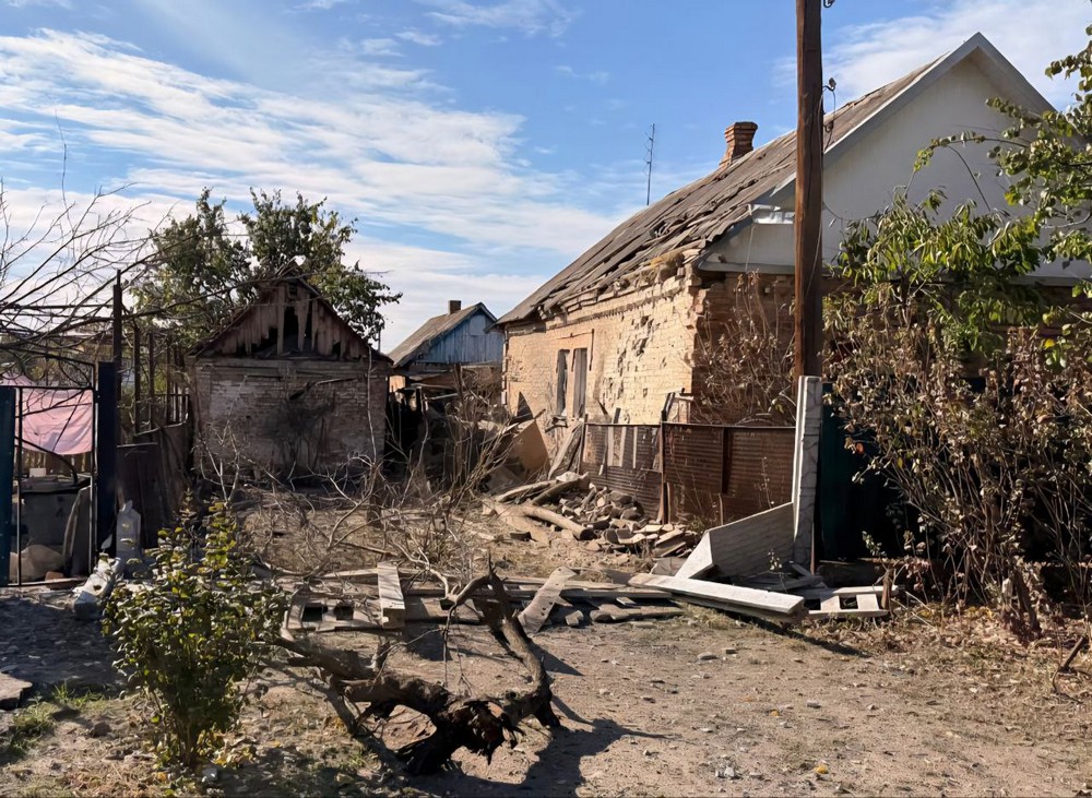 Фото наслідків обстрілів Нікополя і району