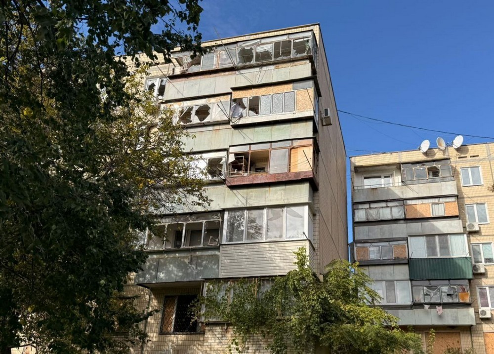 Фото наслідків обстрілів Нікополя і району